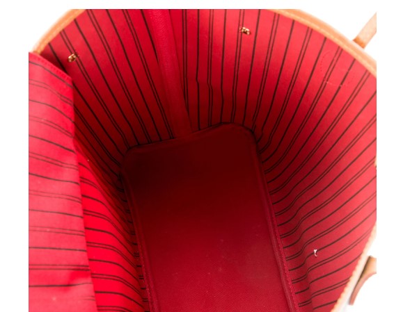 Louis Vuitton Monogram Neverfull mm, Red